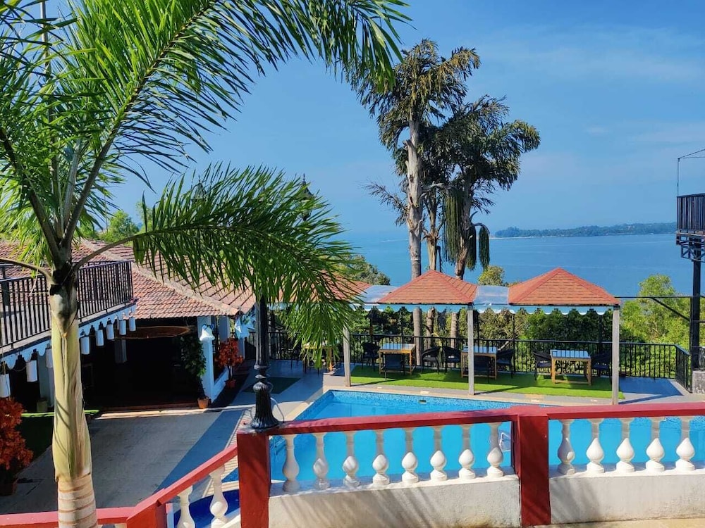 Raposo Holiday Resort in Vagator, India