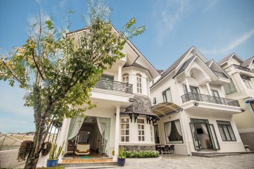 Trung Nghĩa Villa 20 — 4-Star Luxury Hotel in Da Lat, Vietnam