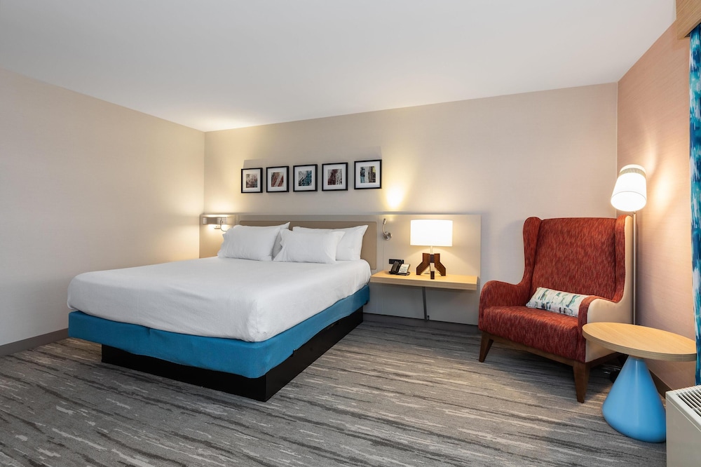 Hilton Garden Inn Auburn - photo 25