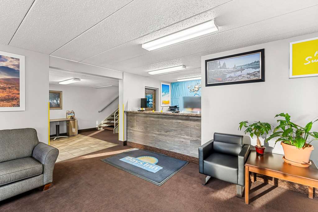 Days Inn by Wyndham Sioux Falls Empire - photo 7