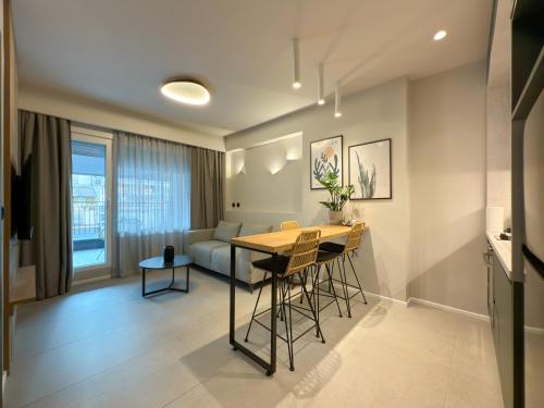Liv Luxury Mini Penthouse City Center 7b — 4-Star Luxury Hotel in Thessaloniki, Greece
