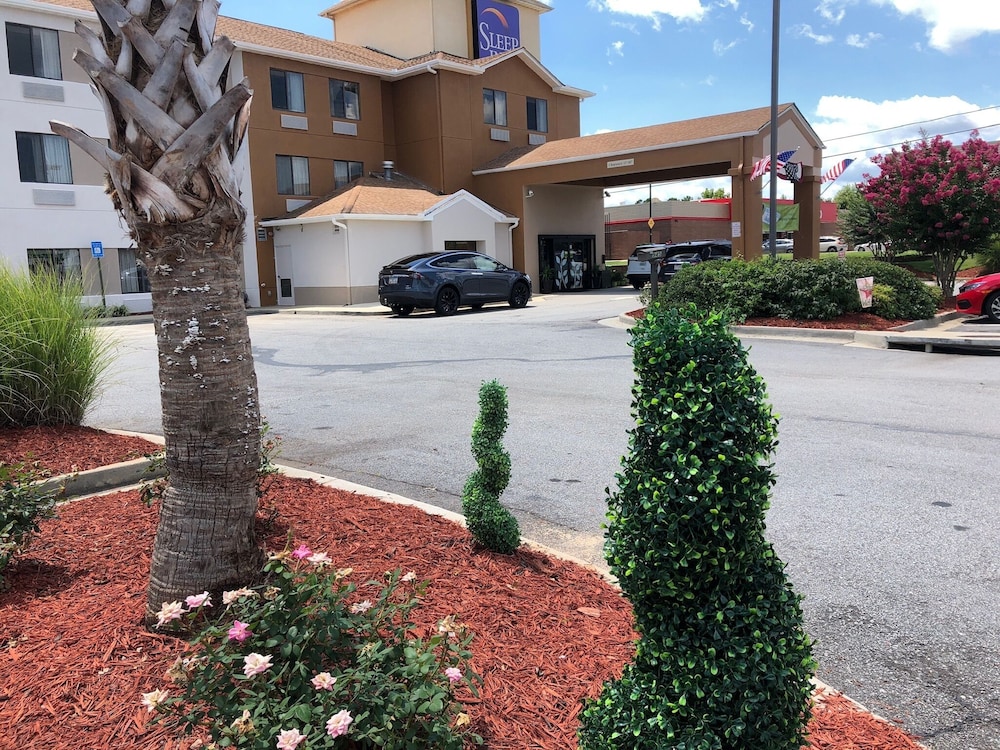 Days Inn by Wyndham McDonough - photo 90