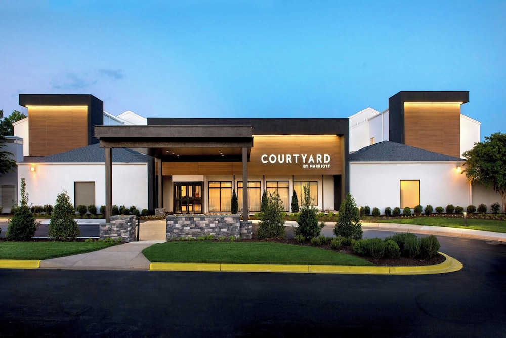 Courtyard by Marriott Silver Spring North White Oak - carbon neutral hotel in Silver Spring