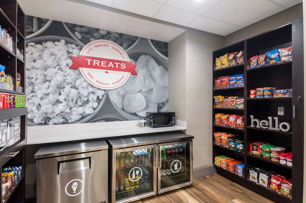 Hampton Inn Oklahoma City Northeast - photo 44