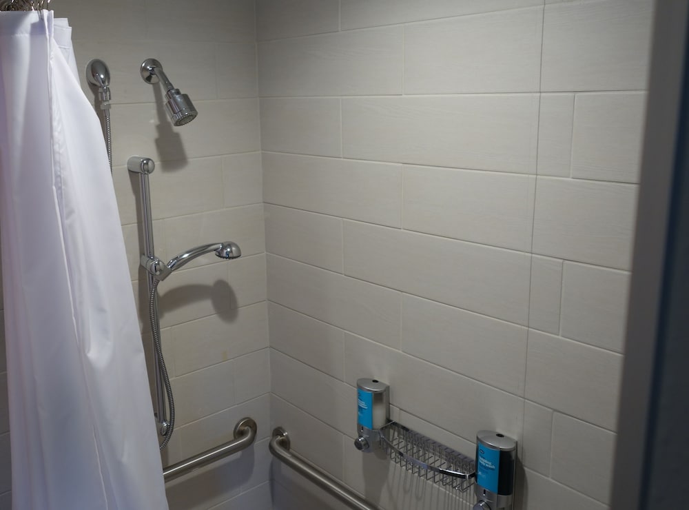 Aloft Raleigh Durham Airport Brier Creek - photo 31