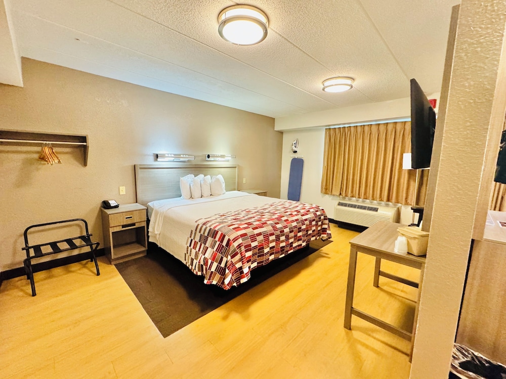 Red Roof Inn Milford New Haven - photo 18