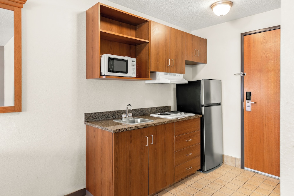 Welcome Suites O'Fallon Extended Stay - photo 12
