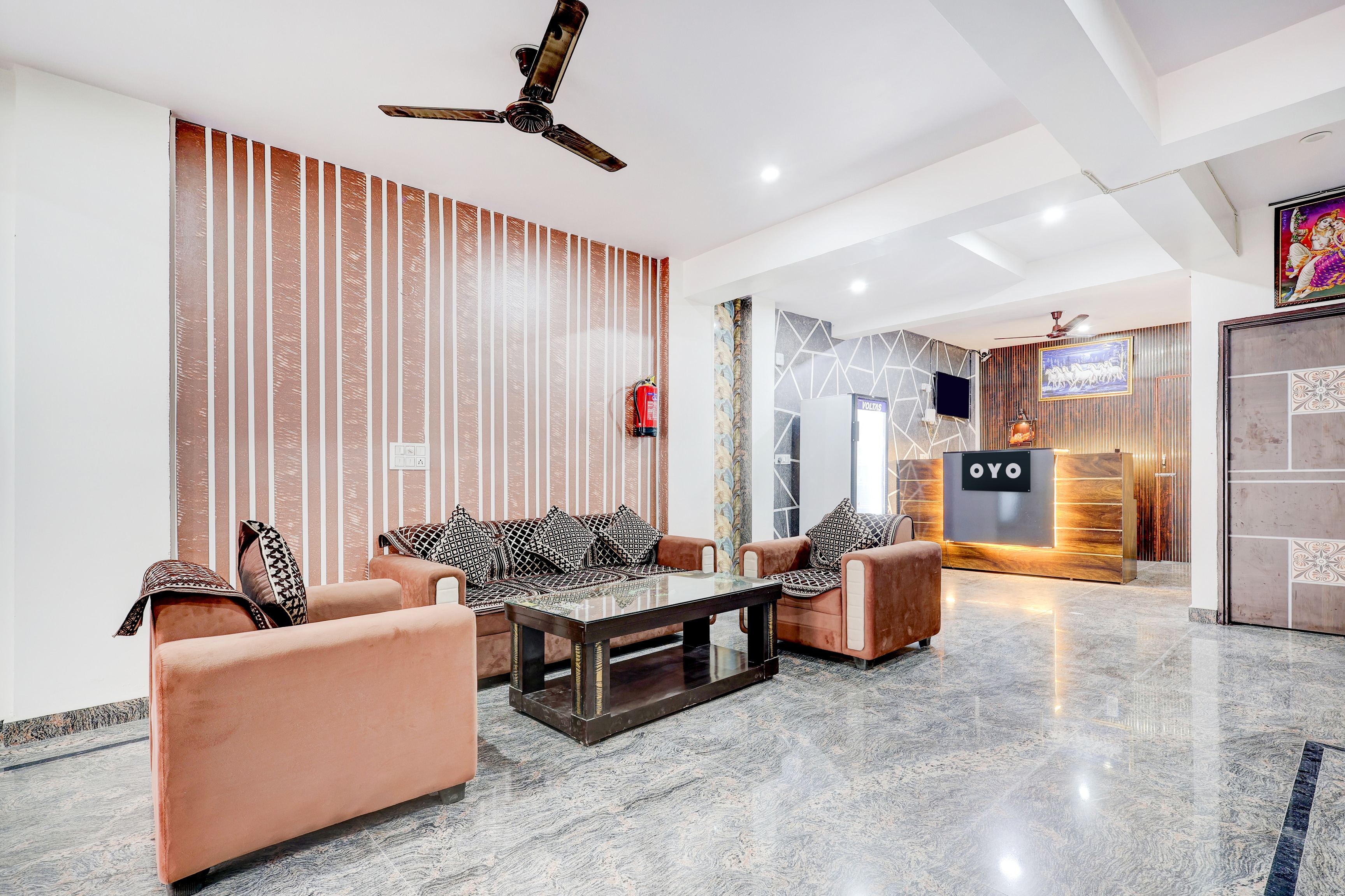 Super Hotel O By OYO DD Green Residency — 4-Star Luxury Hotel in New Delhi, India