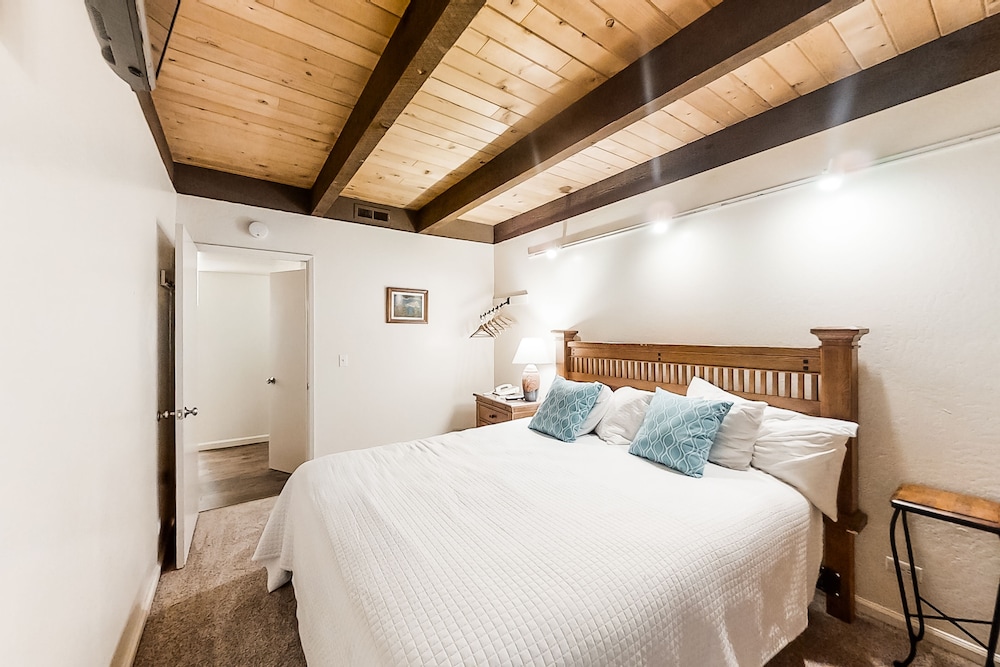 619 Lakefront - photo 8