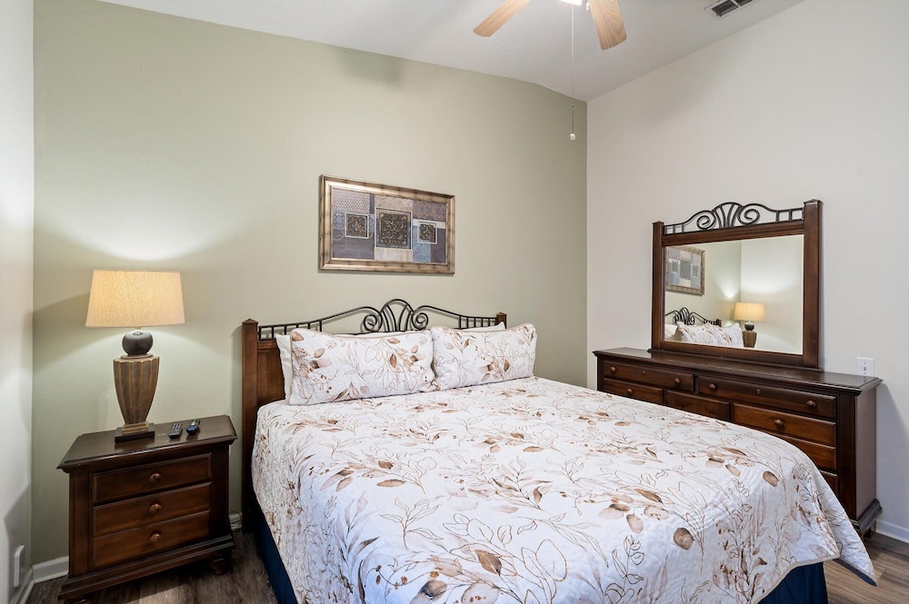 8104 fan Palm way - photo 6