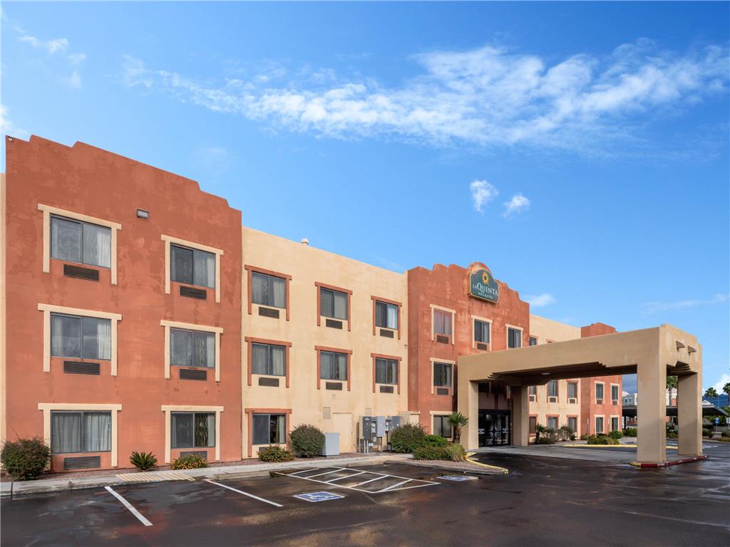 La Quinta Inn & Suites by Wyndham NW Tucson Marana - photo 7