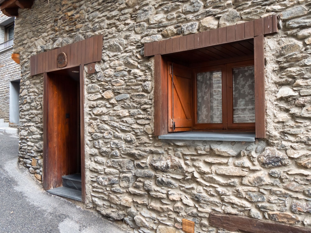 HUT1 7325 Cal Potablanc — Canillo — photo 4