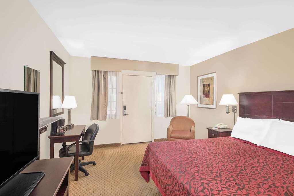 Days Inn by Wyndham Springfield Phil.Intl Airport - photo 10