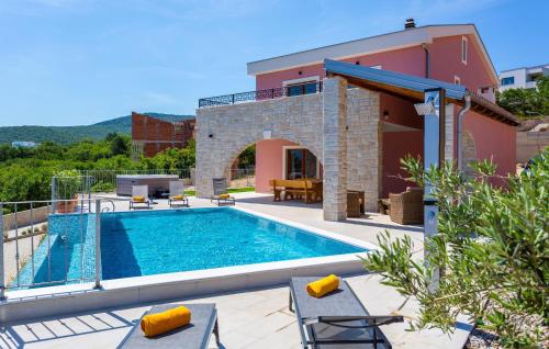 Pet Friendly Home In Vrbnik With Wifi — 4-Star Luxury Hotel in Vrbnik, Croatia