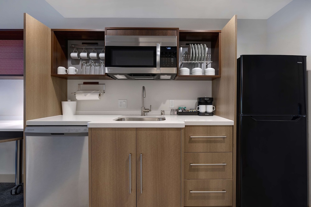 Home2 Suites by Hilton Las Vegas I 215 Curve - photo 16