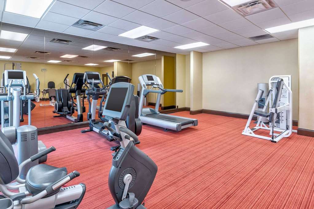 Wyndham Garden Kansas City Airport - photo 11