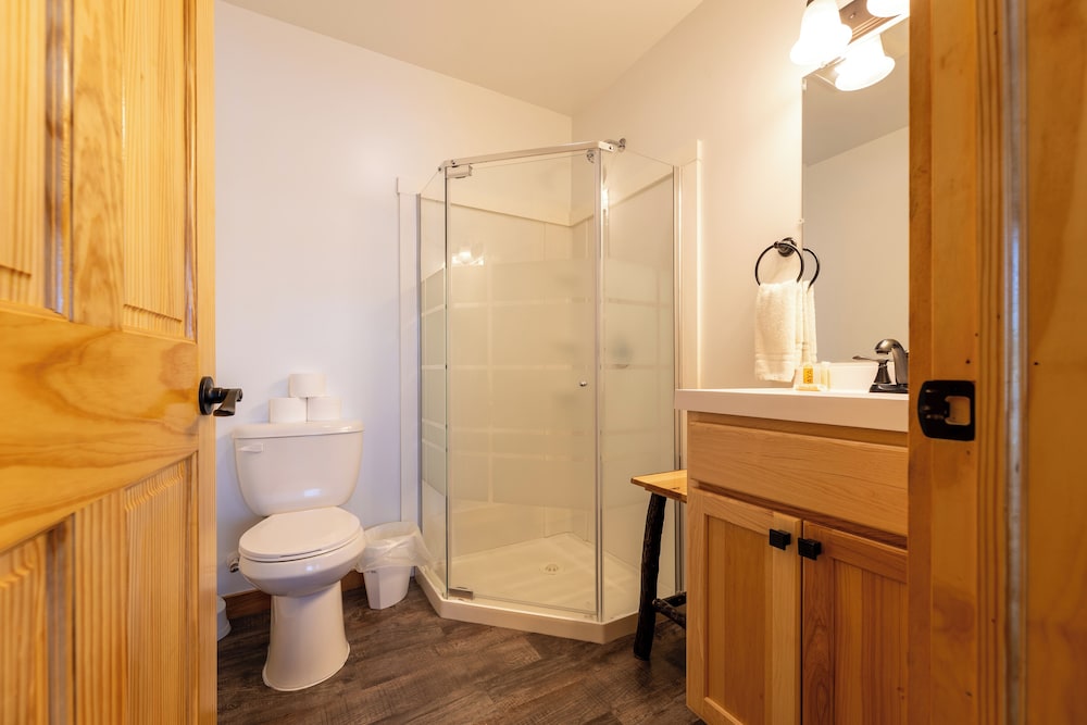 Keweenaw Waters Resort - photo 180