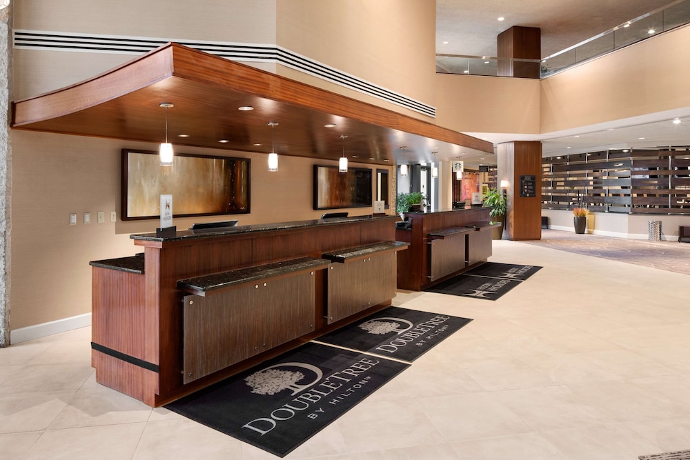 Doubletree by Hilton Somerset Hotel and Conference Center - photo 6