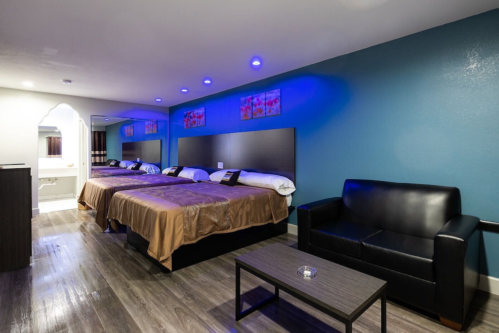 Downtowner Inns Houston - photo 15