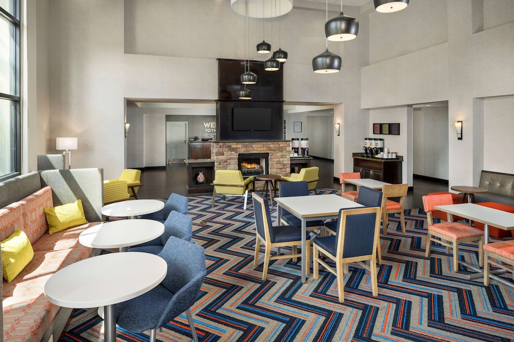 Hampton Inn & Suites Phoenix North Happy Valley - photo 31