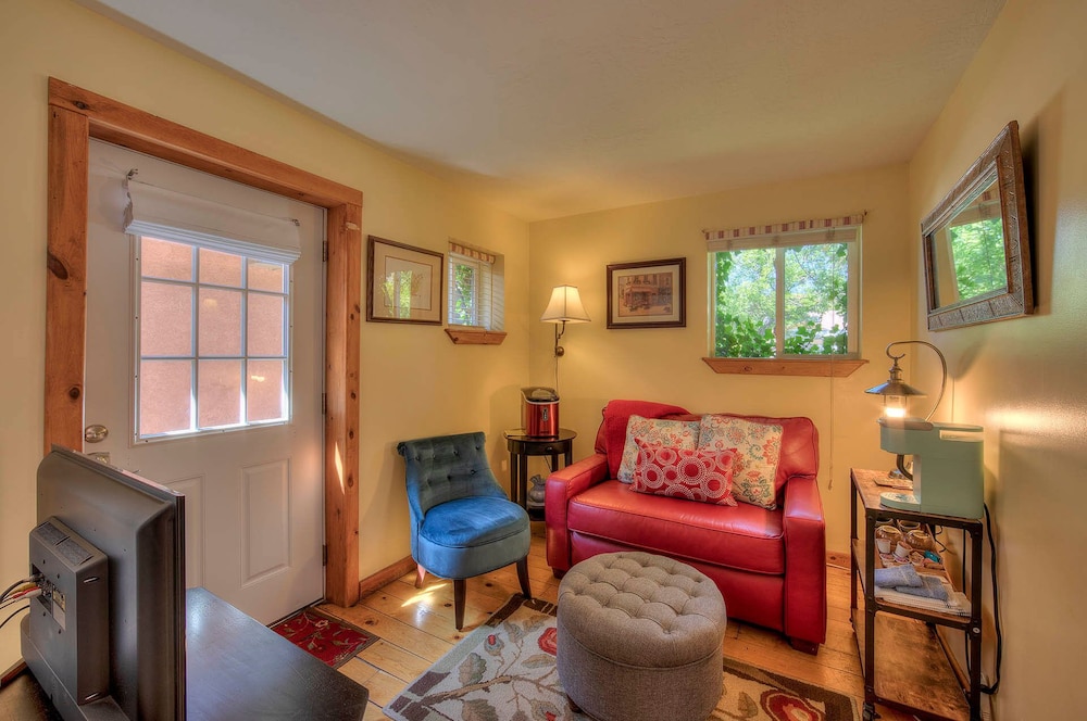Cali Cochitta Vacation Rentals - photo 41