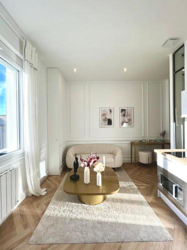 L Incomparable International Palace in Vichy, France