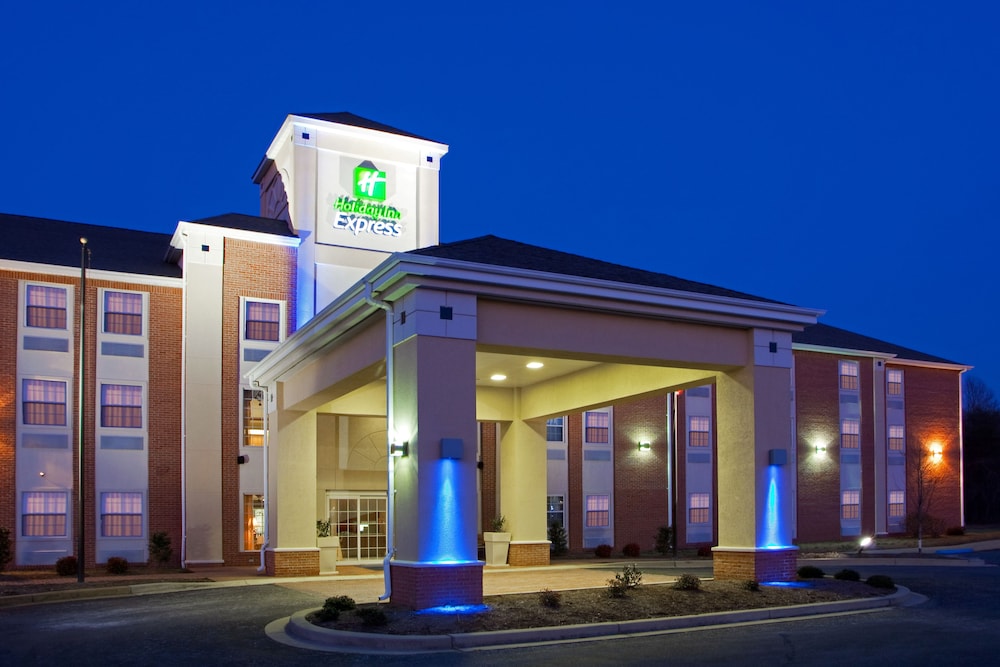 Holiday Inn Express Prince Frederick by IHG - photo 41