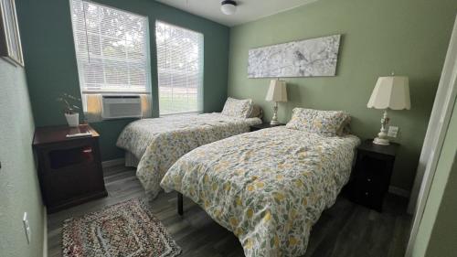 HCH Bluebonnet Cottage — Marble Falls — photo 2