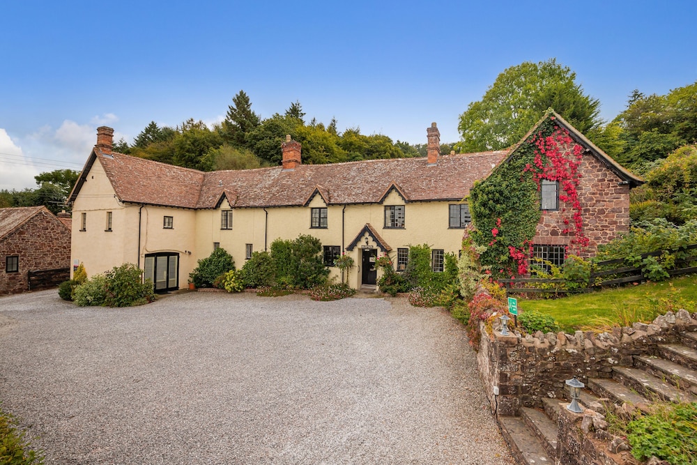 Castle of Comfort Hotel & Restaurant in Bridgwater, United Kingdom