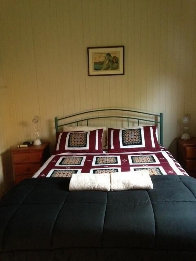 Rossmount Rural Retreat — hotel in Ross Creek