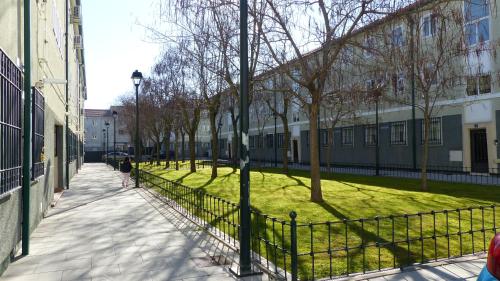 Apartamento Aluche con parking gratuito — 4-Star Luxury Hotel in Madrid, Spain