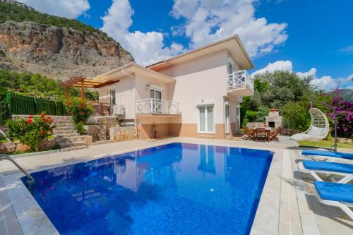 Villa Badem Göcek — 4-Star Luxury Hotel in Fethiye, Turkey