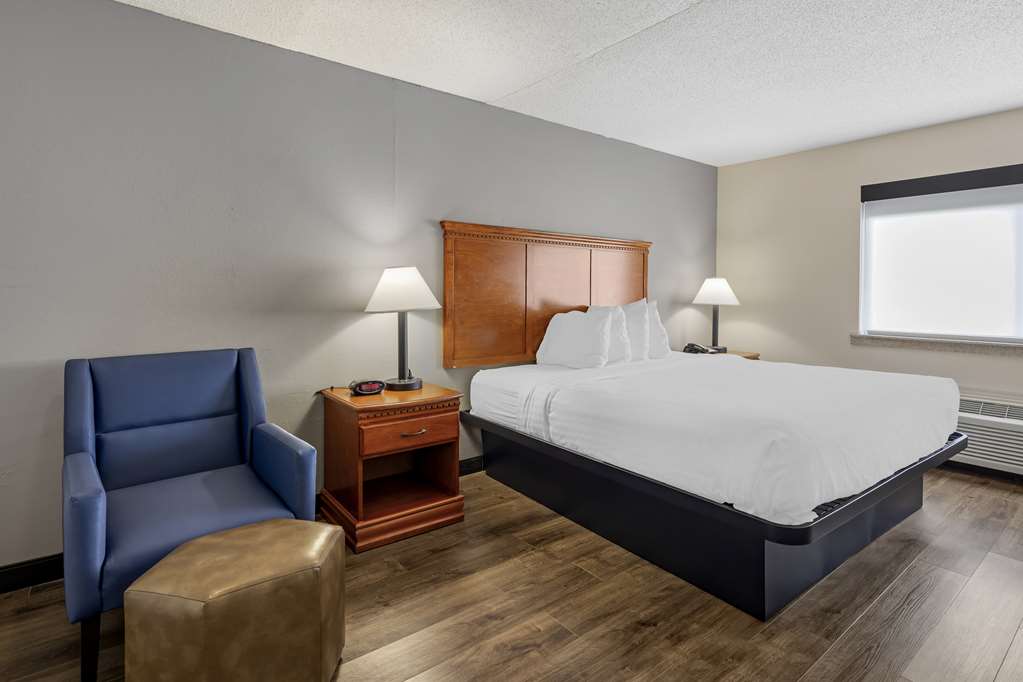 Best Western Shelbyville Inn and Suites Celebration Inn - photo 2
