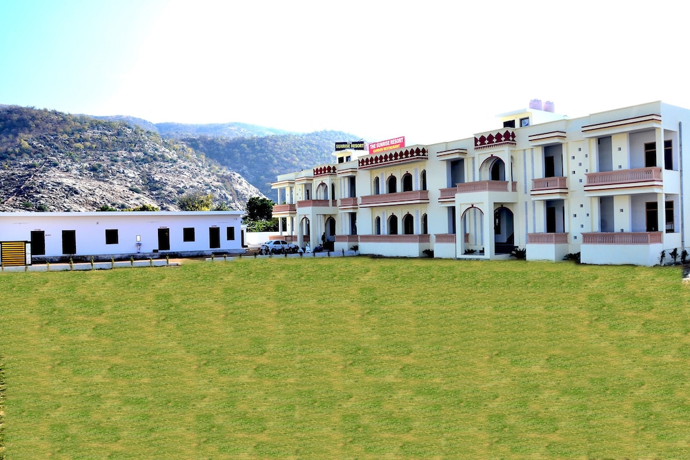 OYO 30275 The Sunrise Resort Pushkar — hotel in Pushkar
