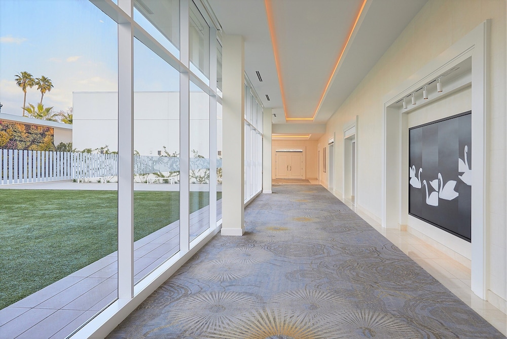 The Beverly Hilton - photo 87