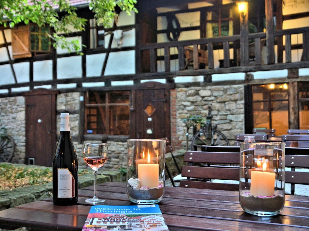 Hotel Mohrenbrunnen — hotel in Eisenberg