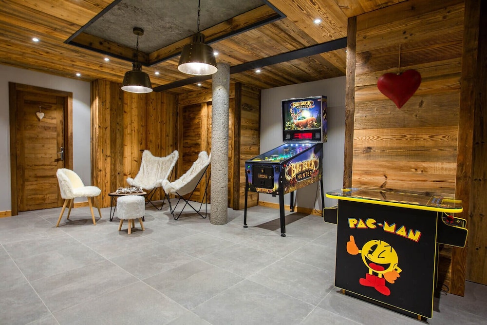 Les Mazots des F es in Morzine, France