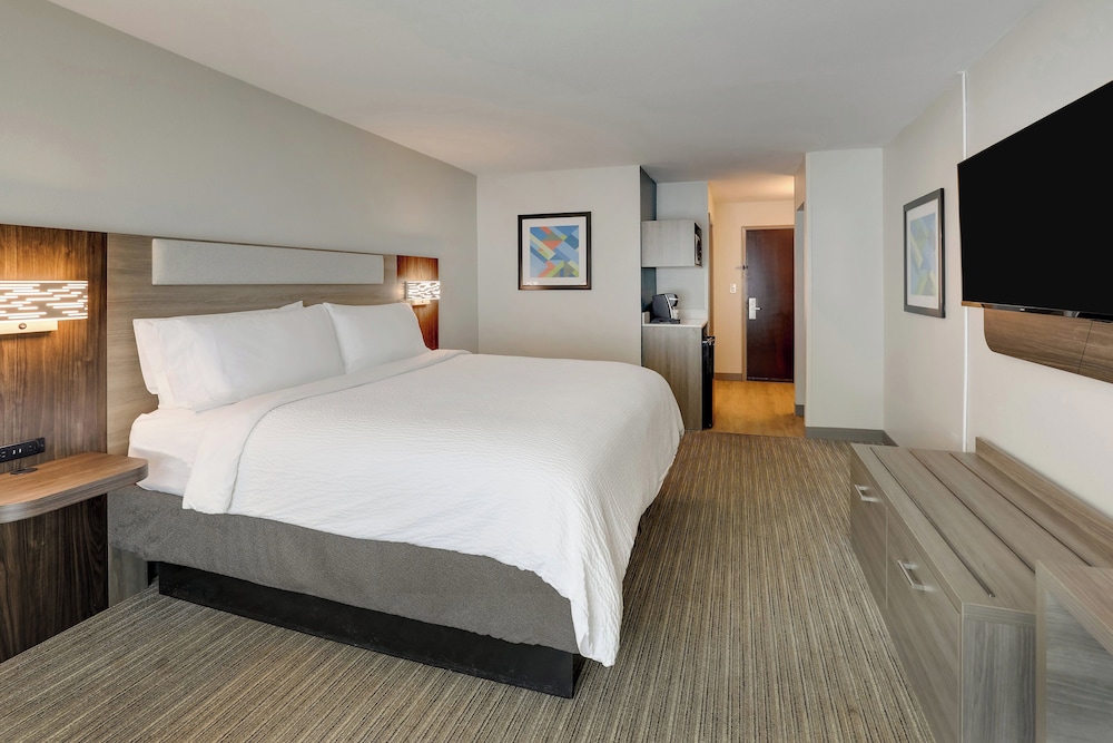 Holiday Inn Express Hotel & Suites Hinesville East Fort Stewart - photo 71