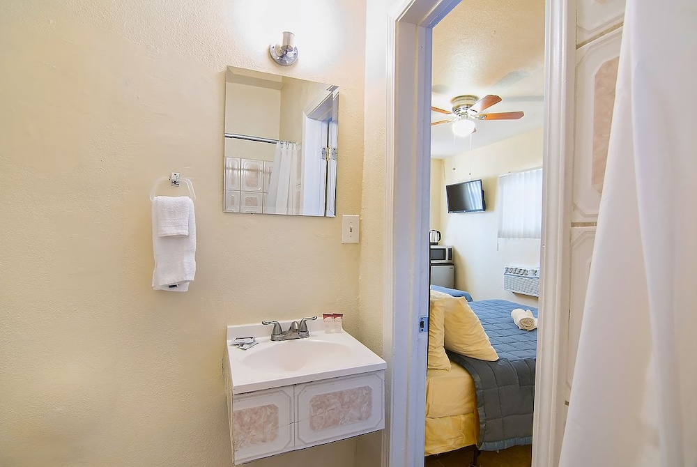LA Ramona Motel - photo 66