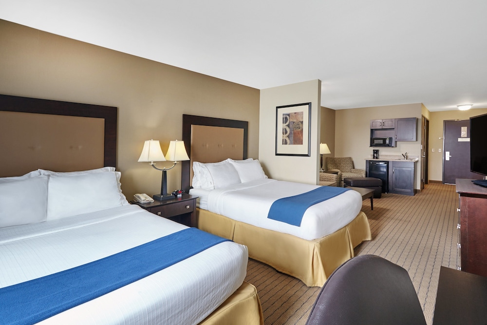 Holiday Inn Express Hotel & Suites Madison Verona by IHG - photo 8