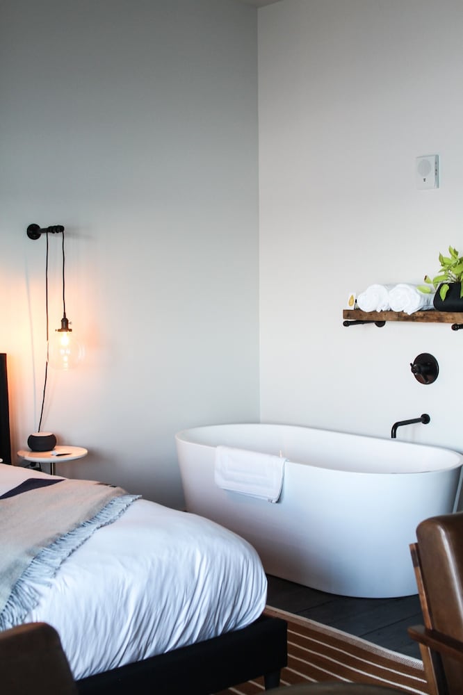 Bowline Hotel - photo 95