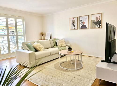 Cosy 3BR House 7 mins drive to Macquarie Centre 5 stars on AirB&B — 4-Star Luxury Hotel in Sydney, Australia