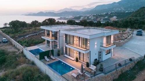 Omena Luxury Villas — Bar — photo 4
