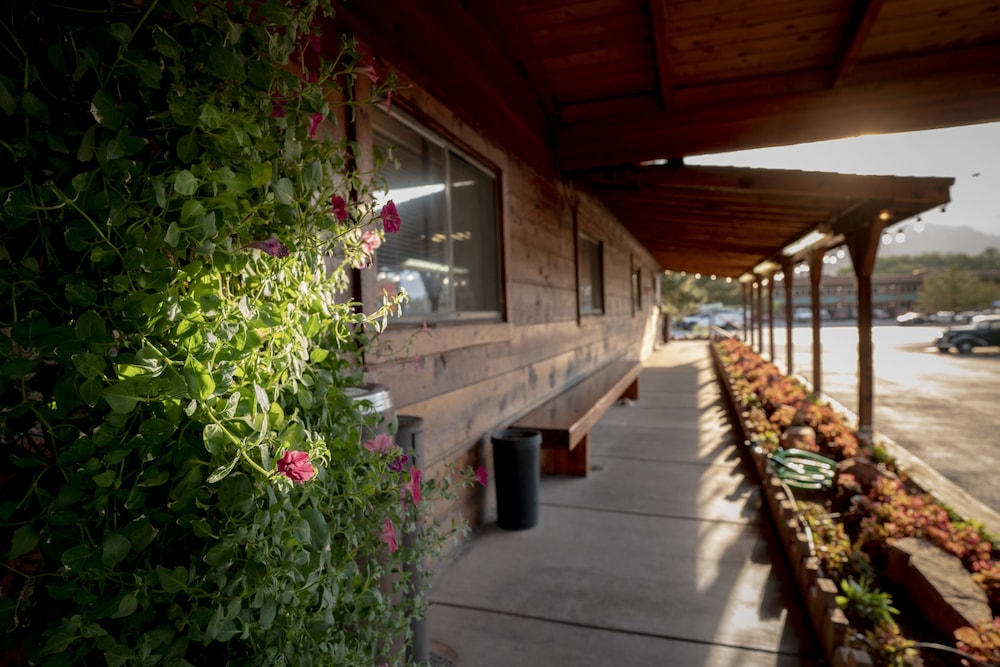 Red Stone Inn - photo 28