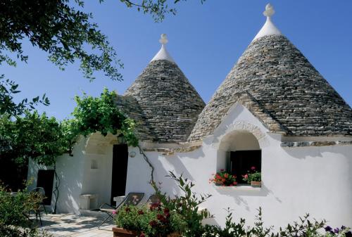 Trulli Valle d'Itria — 4-Star Luxury Hotel in Martina Franca, Italy
