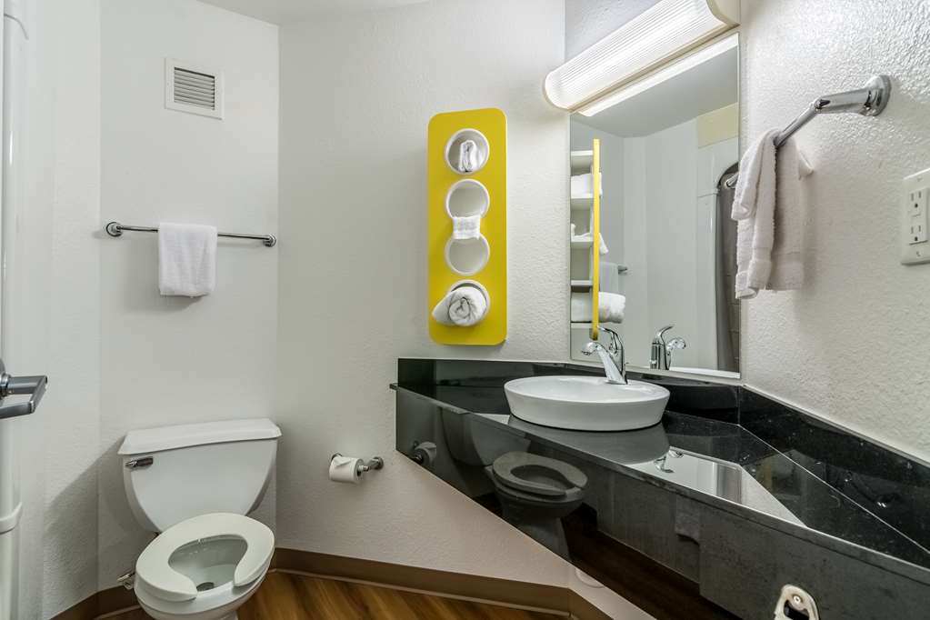 Motel 6 Fort Mill SC Charlotte - photo 20