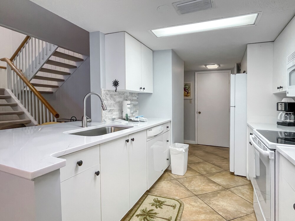 1404 South Beach Villa at The Sea Pines Resort - photo 7