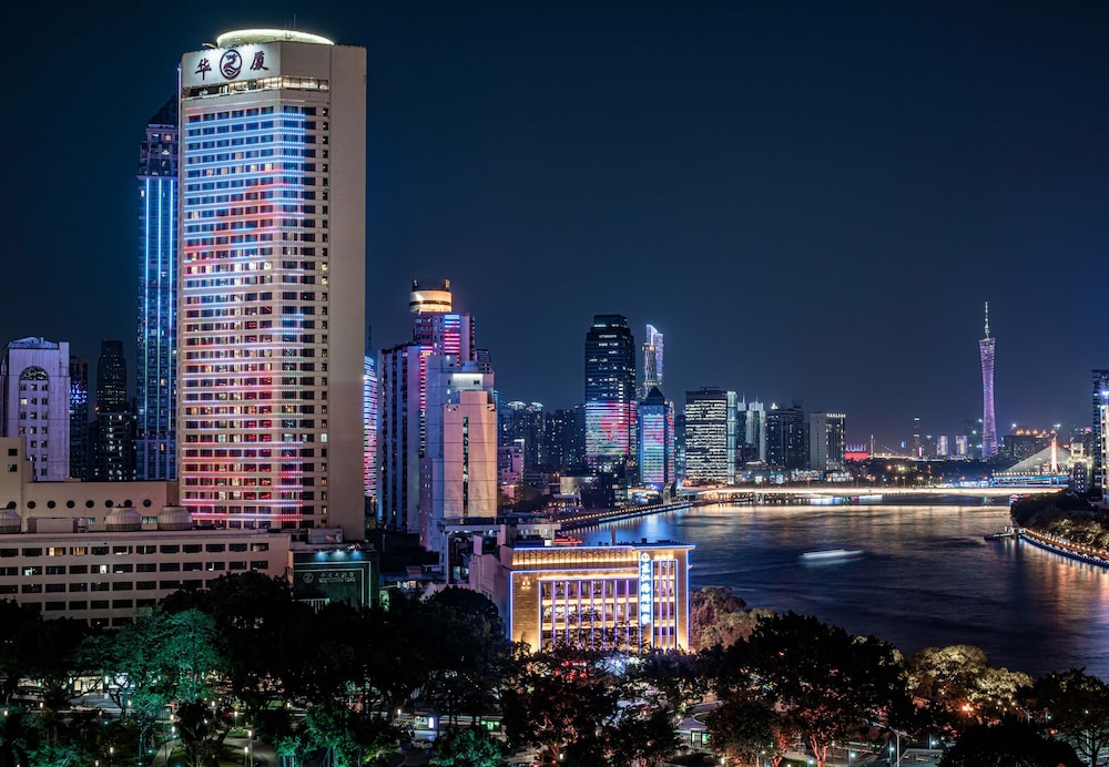Hotel Landmark Canton — 4-Star Luxury Hotel in Guangzhou, People's Republic of China