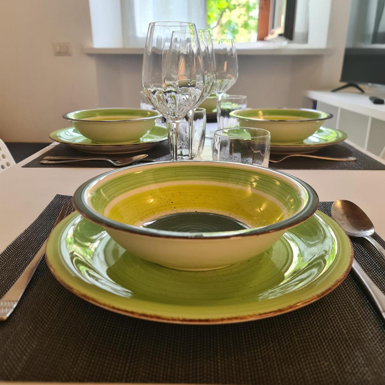 Bilocale Zona Marghera Appena Ristrutturato — 4-Star Luxury Hotel in Milan, Italy