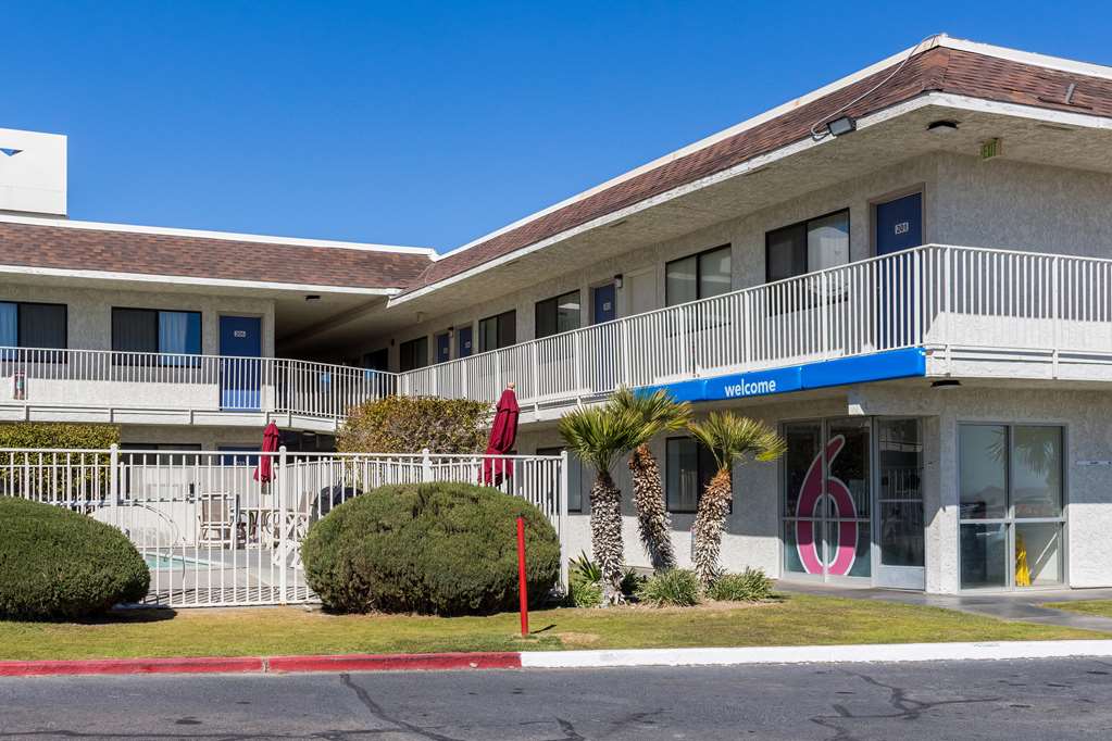 Motel 6 Mojave CA - featured photo